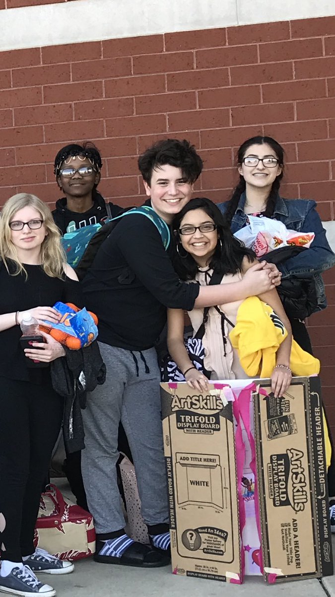 MissLechelt's tweet image. Learning how to “Unmask the Super Leader in You!” #weared68 #iajhsc #JJHStuCo