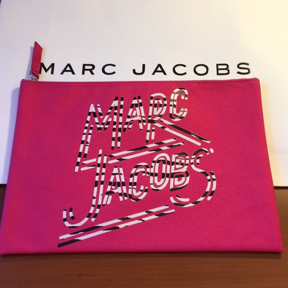 Tanstir's tweet photo. So good I had to share! Check out all the items I'm loving on @Poshmarkapp from @Jon_N_Brad #poshmark #fashion #style #shopmycloset #marcjacobs #victoriassecret #asics: https://t.co/ucGsB9KuoV https://t.co/vus3IVHi8d