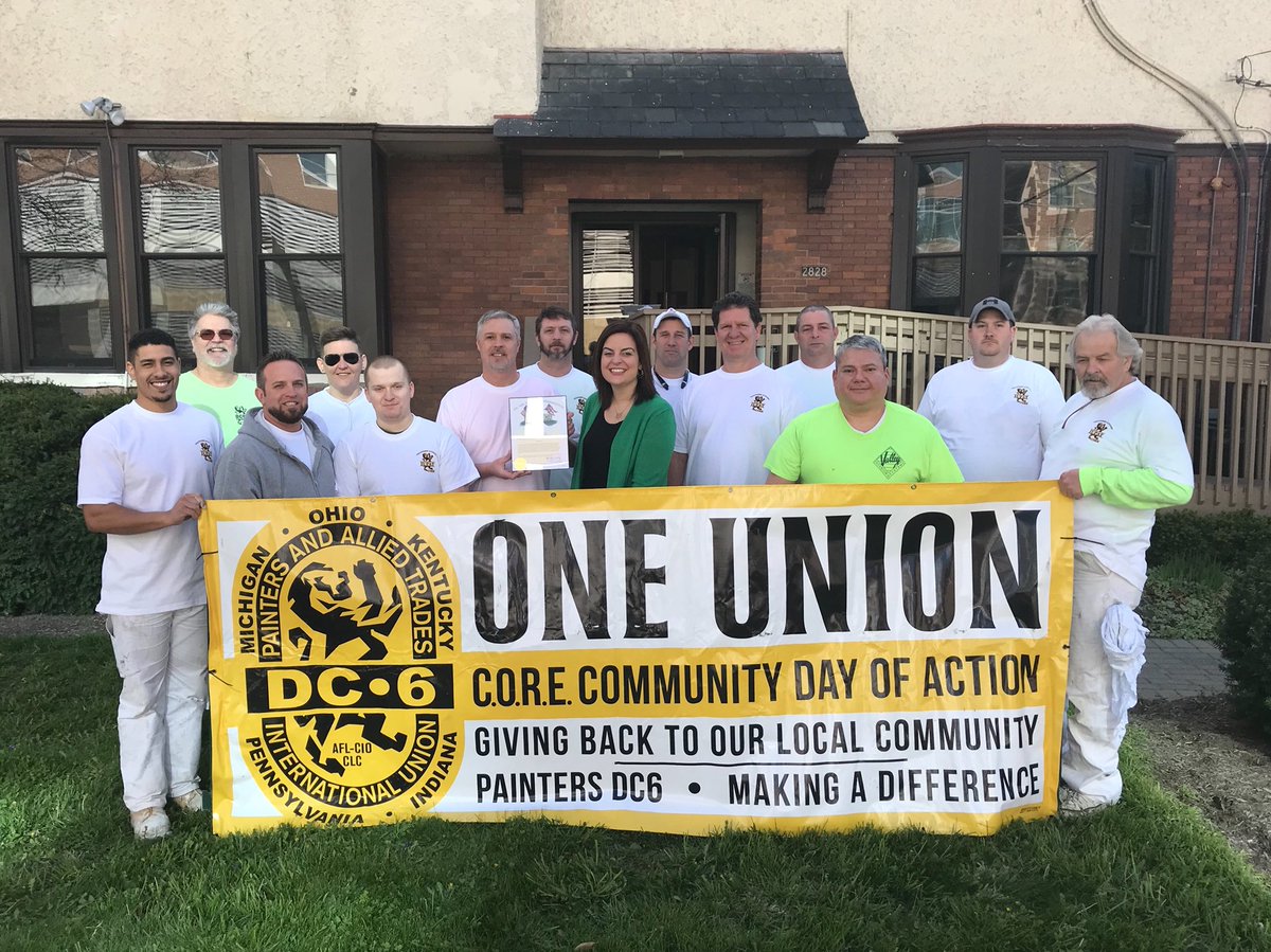 brigidekelly's tweet photo. Best way to start the day - with friends from @GoIUPAT. During their day of action, members from across the state are donating $75k in time, talent, and supplies to serve our communities. https://t.co/PraCj6KPl4
