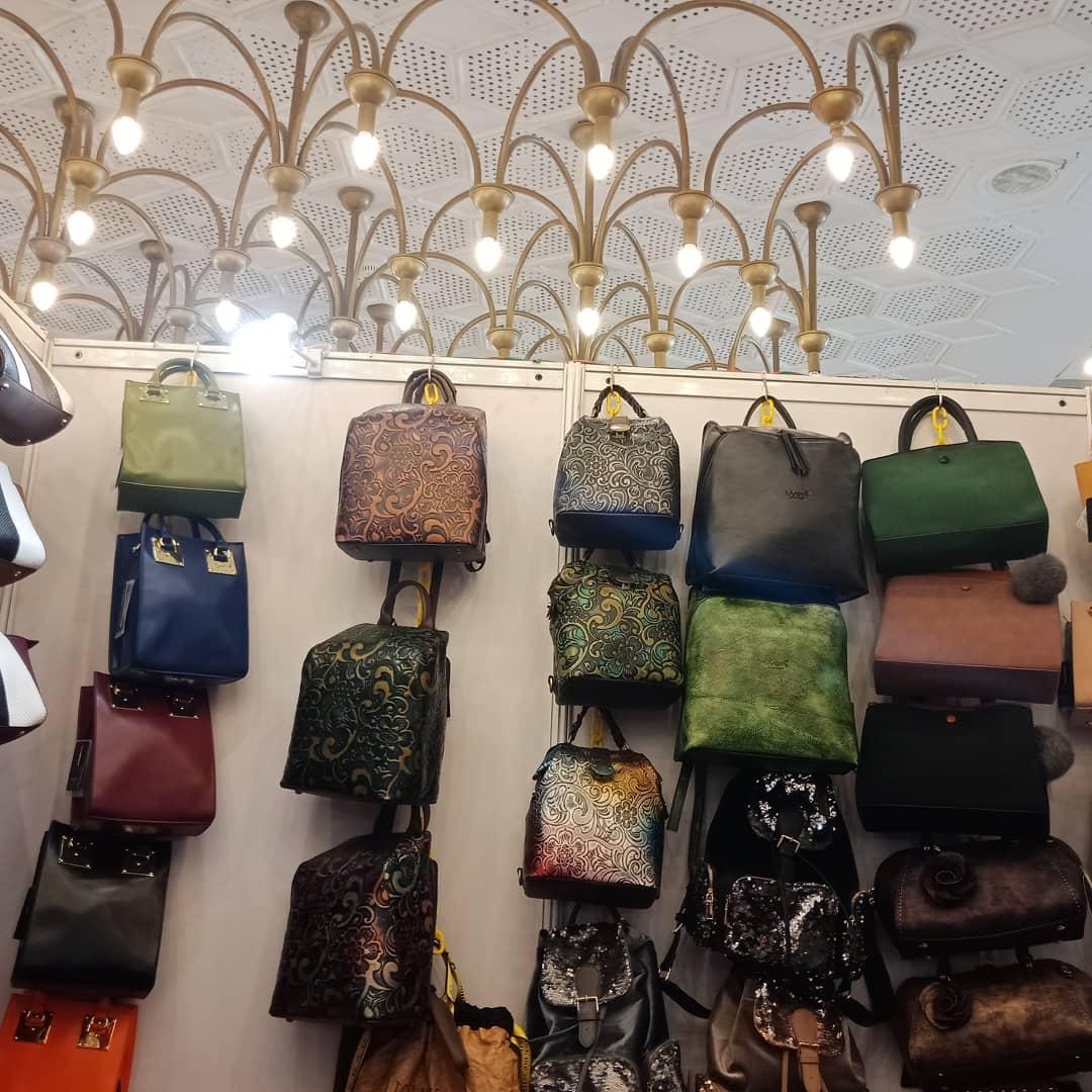 DhindoraBazaar's tweet photo. Collection of some splendid accessories at Dhindora Bazaar
.
.
.
#sheharmeindhindora #weekendvibes #weekendbazaar #Fashion #Fashionlovers #Style #Stylish #Fashionista #fashionable #Lifestyle #fashiongram #fashionstyle #fashionaddtict https://t.co/Unzn7eVECW