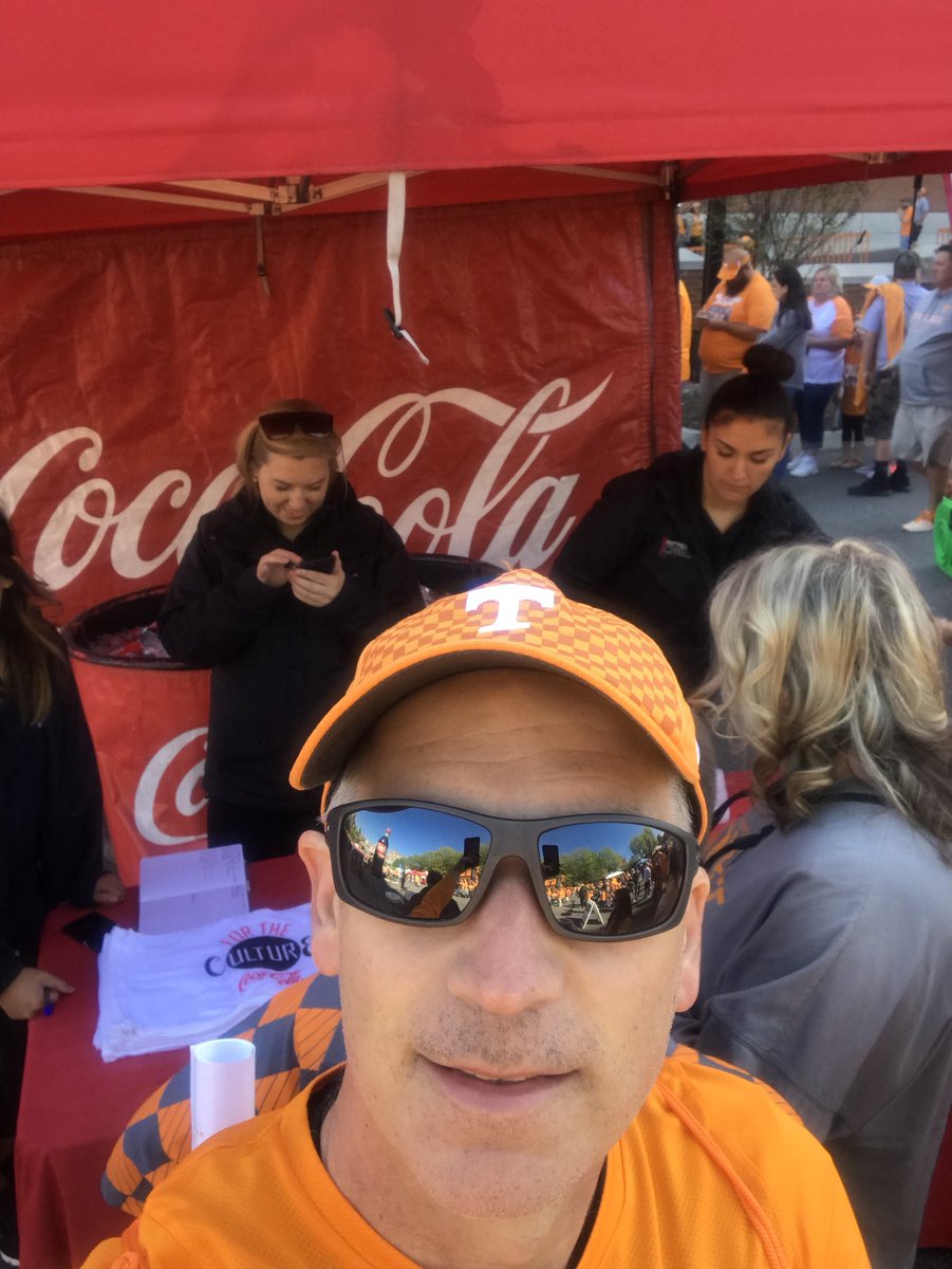 FraileyC's tweet photo. #refreshcrew https://t.co/QetCPxTOj8
