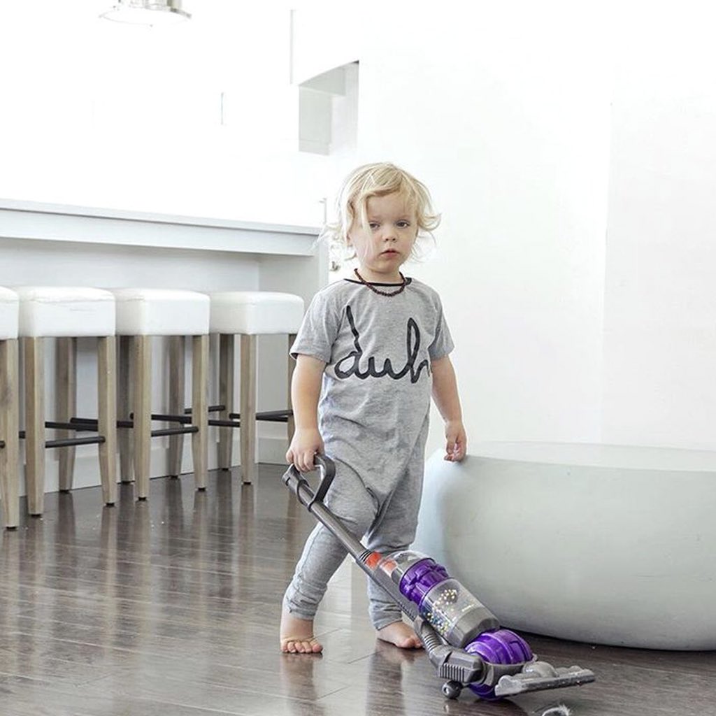 Saturday chores saltin’ someone’s game 😂 At least he’s looking cute as ever😍😍😍 #tagyourrags