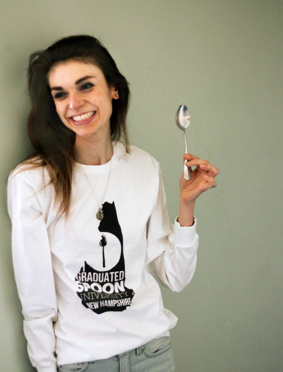 213113n's tweet image. @Spoon_UNH members and I spent hours fundraising to buy personalized shirts. As editorial director, I am very proud to see this finally happen, and with my own graphic design. #SpoonUniversity @SpoonUniversity