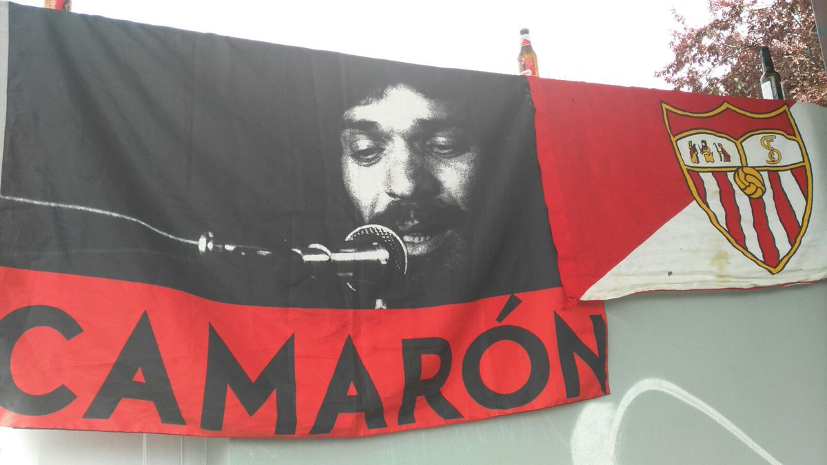 Franerfijador's tweet photo. Como diría #ElLargo "AQUÍ MANDA MI POLLA"
#NoLargoNoParty
#NoCamarónNoParty https://t.co/JnSd85si0C