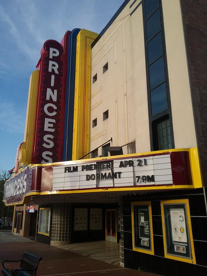RedCrowComics's tweet photo. Today's the day! Based on Red Crow Comics characters! Tickets: https://t.co/7LNShm7xx4 https://t.co/BsSdamcFs2 #dormantmovie #bermudaimage #bermudacity #featurefilm #featurefilms #decaturAL #alabama #newmovies #fimworld #newfilm #newmovies #indiemovies #independentmovies #movie https://t.co/AtvRaqe7E0