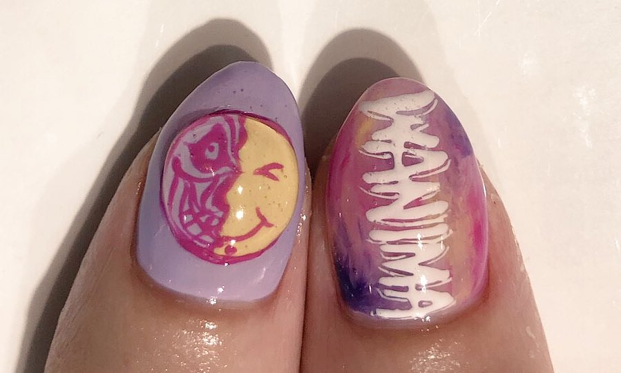 MriF26's tweet photo. ぷりぷりカラーの 
WANIMA nail😭💓💓💓

だいぶ可愛いくWANIMA nailできて最高〜〜💕💕

もう、2週間きってる〜
楽しみ🙆‍♀️💓

もーちゃんありがと！

#WANIMA  #エビバデ #ネイル #WANIMAネイル #ピンク https://t.co/EC13xpfjA4