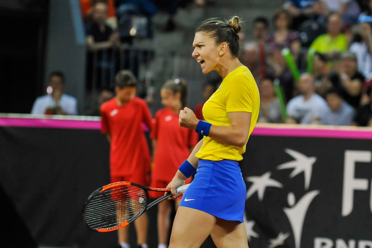 travel__Sports's tweet photo. #SaturdayFeeling Fighting 4that victory #TeamRomania in #ClujNapoca๐ท๐ด
@Simona_Halep ๐ท๐ด getting the job done 2day! โค๏ธclay
#FedCup ๐พ #HaiRomania ๐ท๐ด #ROMSUI ๐จ๐ญ2-0 https://t.co/p61ENMN5DN
