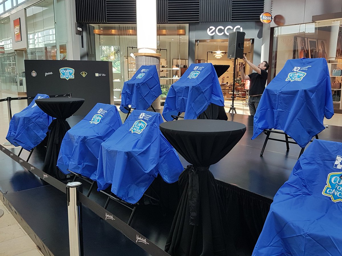 TPSChrisBoddy's tweet photo. The stage is set for the 22nd annual Cops for Cancer head shave at @YorkdaleStyle. We start at 12 noon. #C4CTO https://t.co/ftBgyz5CEL
