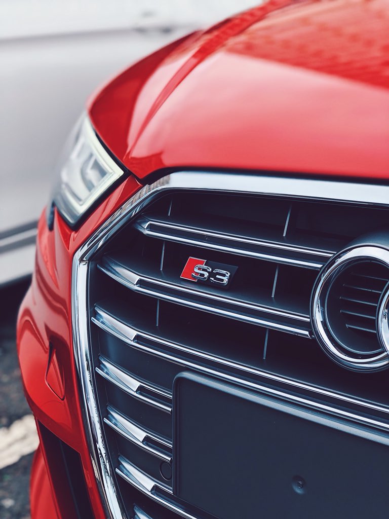 dbn_spotter's tweet photo. As promised yesterday, here are some wallpapers of the Tango Red @audisouthafrica S3 Sedan. Hope you guys like 😋 #dbnspotter https://t.co/AIpJscc6yP