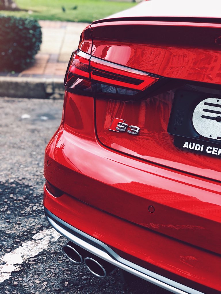 dbn_spotter's tweet photo. As promised yesterday, here are some wallpapers of the Tango Red @audisouthafrica S3 Sedan. Hope you guys like 😋 #dbnspotter https://t.co/AIpJscc6yP