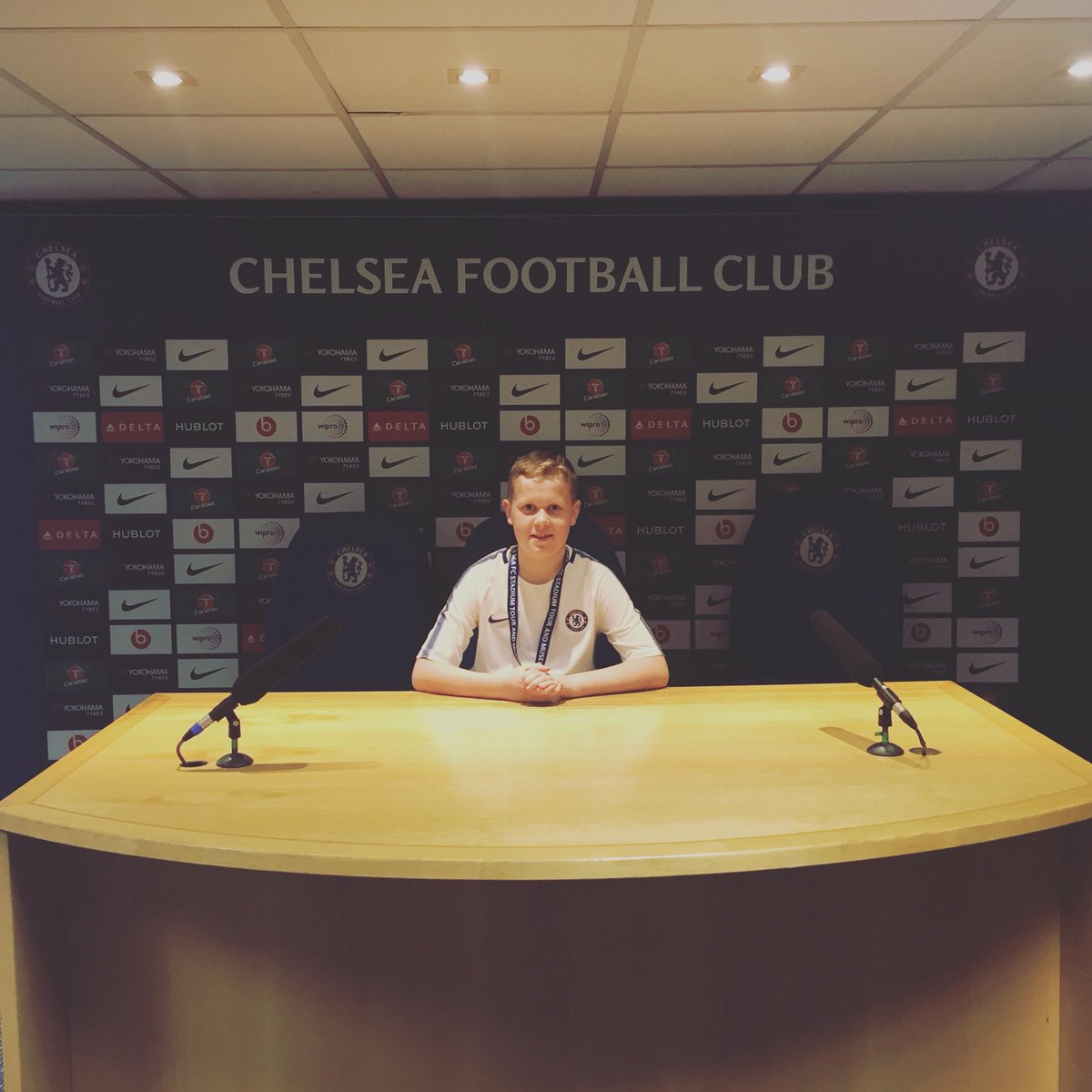 hevwilson_e's tweet photo. Our Josh living his best life. #ChelseaFC #kirk2 https://t.co/9IHiX5WdCs