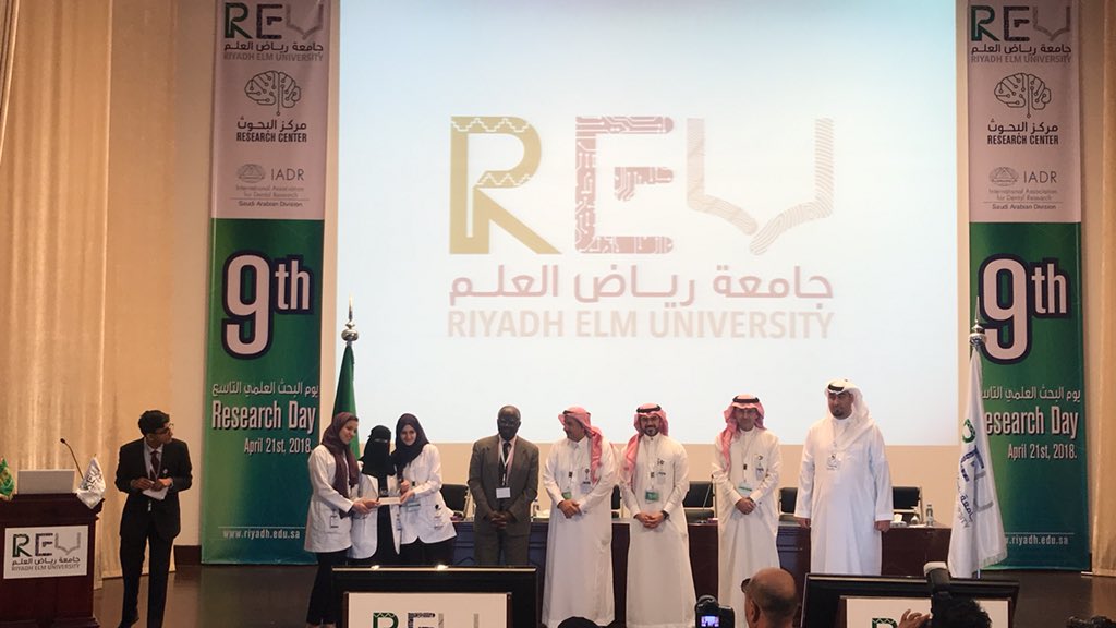 RiyadhElmU_RD's tweet photo. The first winners of the Oral Surgery and Diagnostic Sciences category:

Horiyah Abu Naim
Osama Al Masry
Doaa Akelah
Asma Medon
Yasmeen Salem

Supervised by: Dr. Raed Salma https://t.co/5o7EBBRHhn
