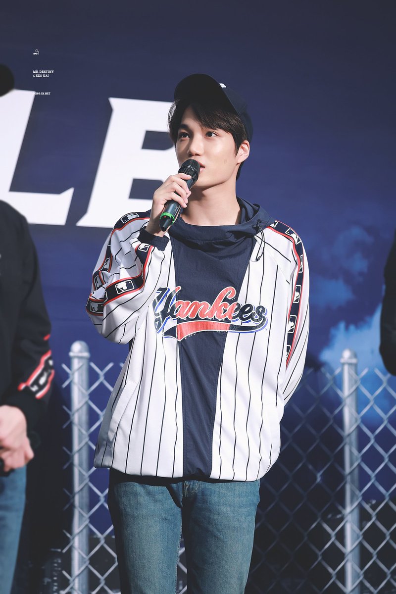 jonginnet's tweet photo. 너무 너무 보고싶은 쪼꼬볼•°(°ㅂㅁㅂ °)°•

https://t.co/F6YXDLkaes
https://t.co/jK3jLC1OHz
https://t.co/iIHrEOyWrf
https://t.co/9W6NW5NtOs

#카이 #엑소 #KAI #EXO @weareoneEXO https://t.co/z3NmJvn8eT