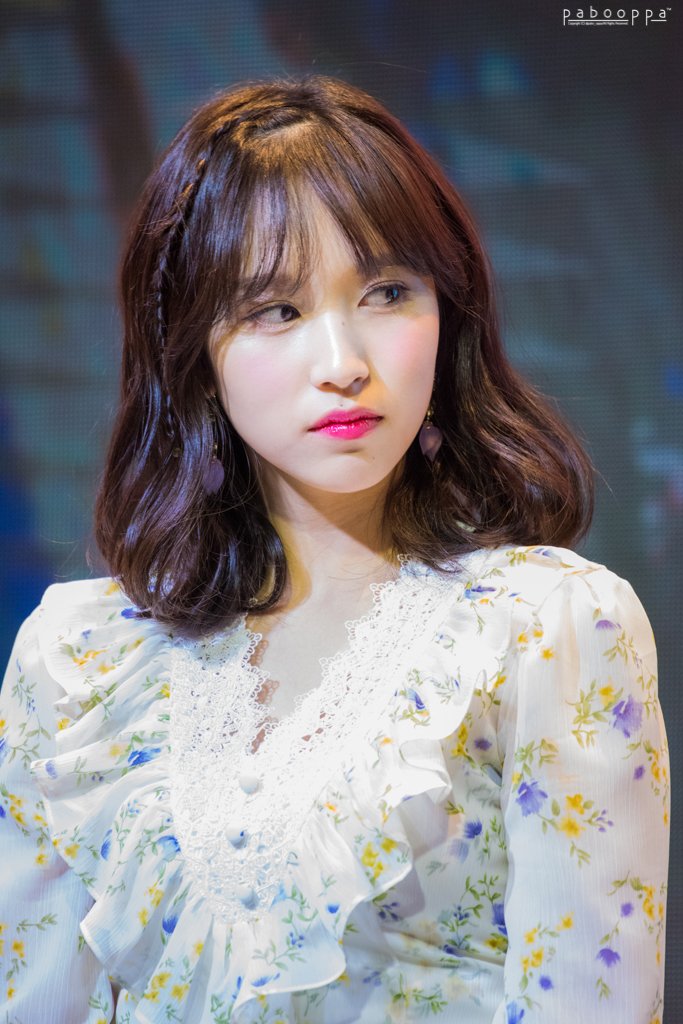 DbUIi6uU0AEsrLC.jpg:orig