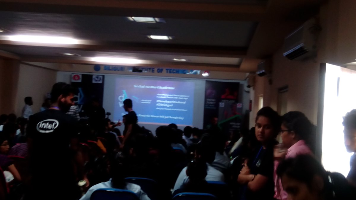 Chayan22kmkr89's tweet image. #DWSiliguri
#developerweekend 
Such have a great experience