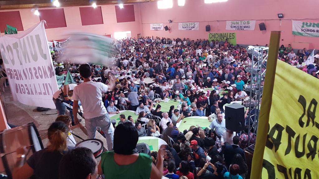 JSRN_Oficial's tweet photo. Integración, igualdad y consenso. @AlePalmieriRN @Weretilneck @pedropesatti @monicasilvarn https://t.co/WfurfgN7S7