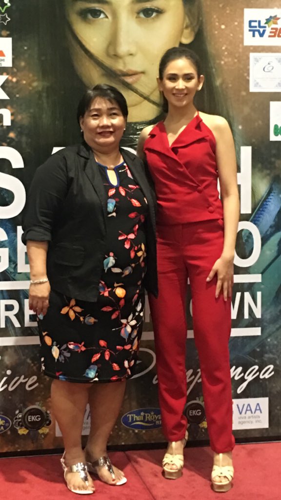 yolly_rivera's tweet photo. 2018 Meet and greet with Sarah G 2016 @pampanga Sara G Concert https://t.co/nvFO8NlxGB