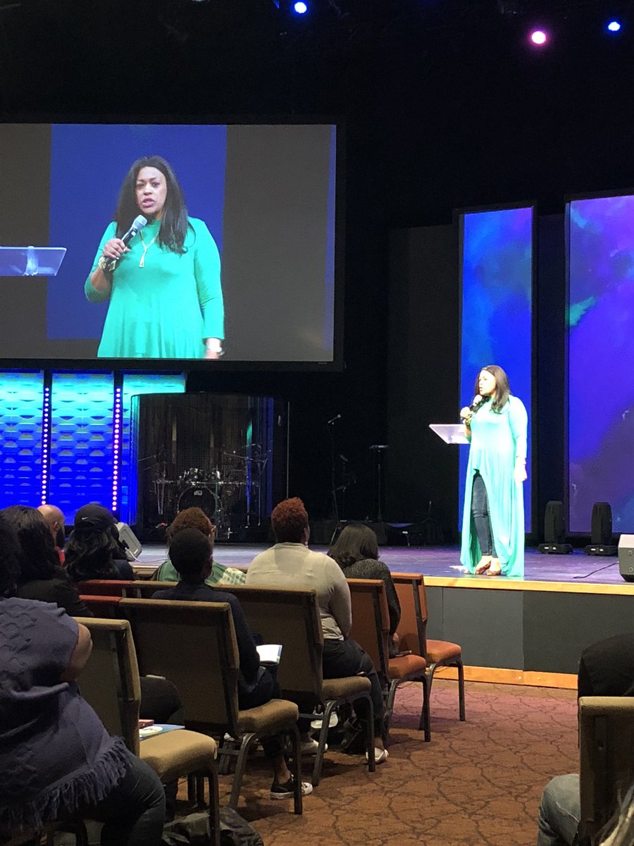 RamonaLogan's tweet photo. @shenikwa247 tells @visitonecc #SYA Don’t handcuff God to your timetable! Don’t Olivia Pope God! https://t.co/ZhVrUt6kll