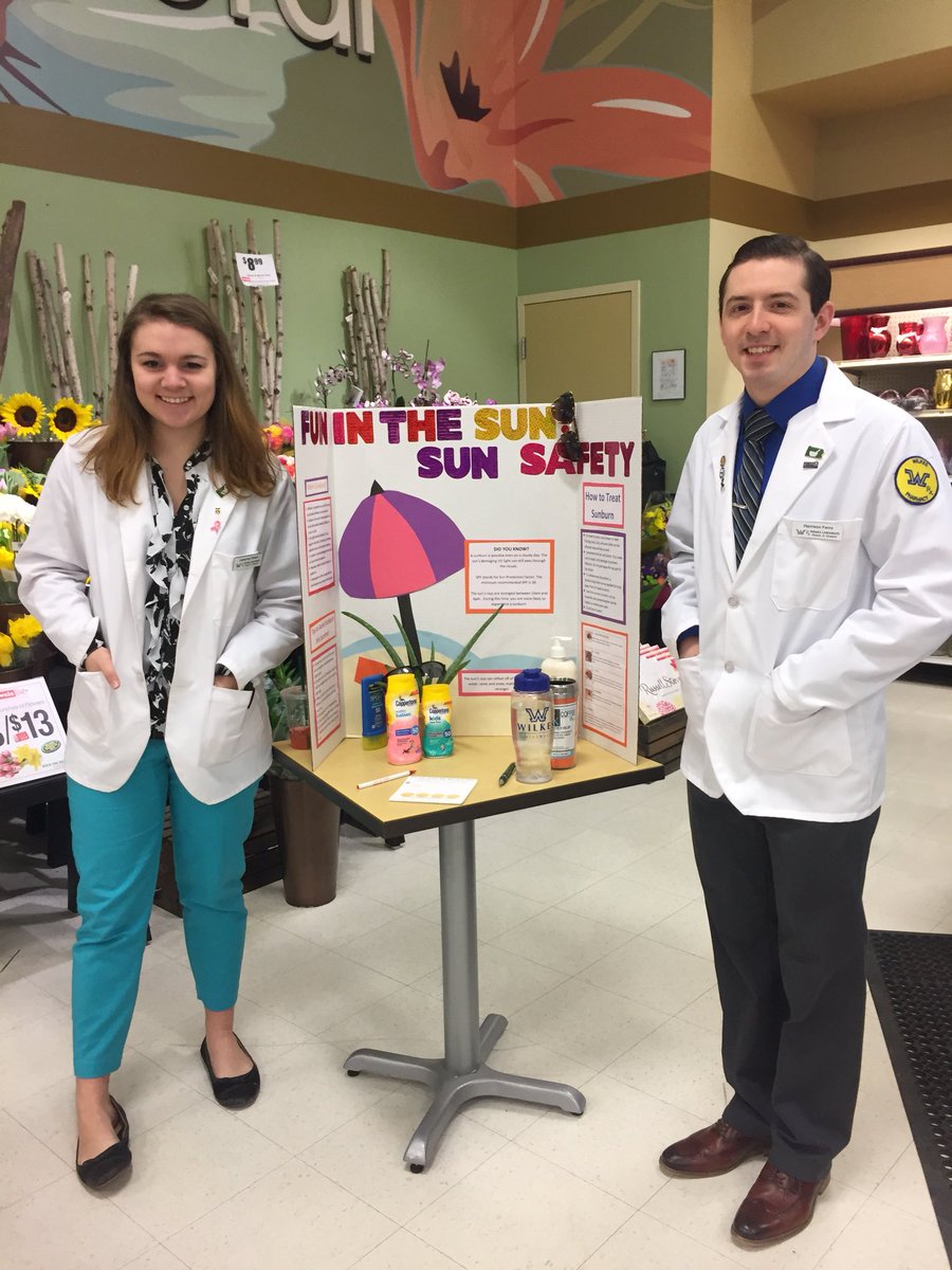 nicole_pezzino's tweet photo. #CatchTheWellnessWave #healthfair at @WeisMarkets in #Nanticoke with students from @wilkespharm today! Stop by and learn about seasonal safety information, have your blood pressure checked and enter to win a gift card๐ https://t.co/gXouEZGTn7