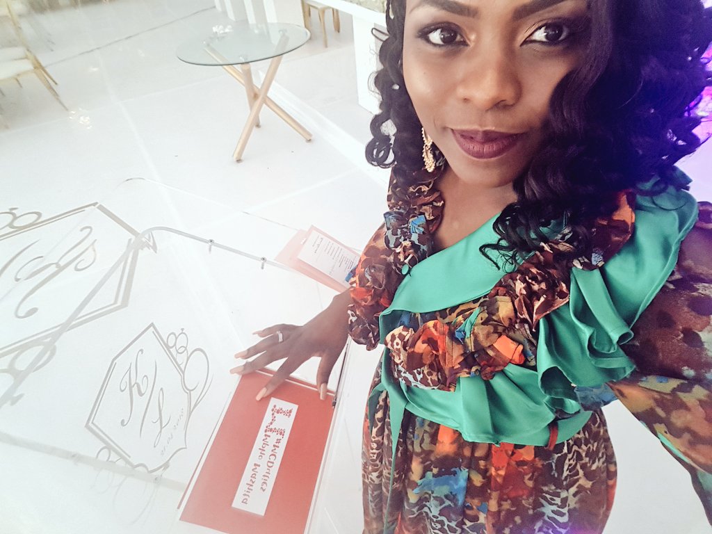 MphoMolefeZA's tweet photo. #MCDuties underway this afternoon. Siyashadisa in Polokwane. #LimpopoWeddings #LuxuryWeddings #ProfessionalHost #MC https://t.co/qFGawgRDta