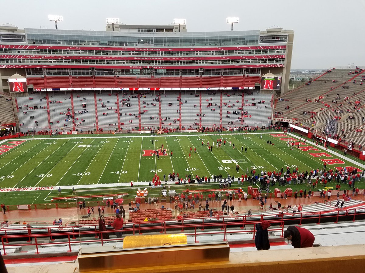 JoeSpadea's tweet photo. Nice, dry vantage point for the Red White #SpringGame18! #GBR #huskers https://t.co/qZEo4AQ2tE