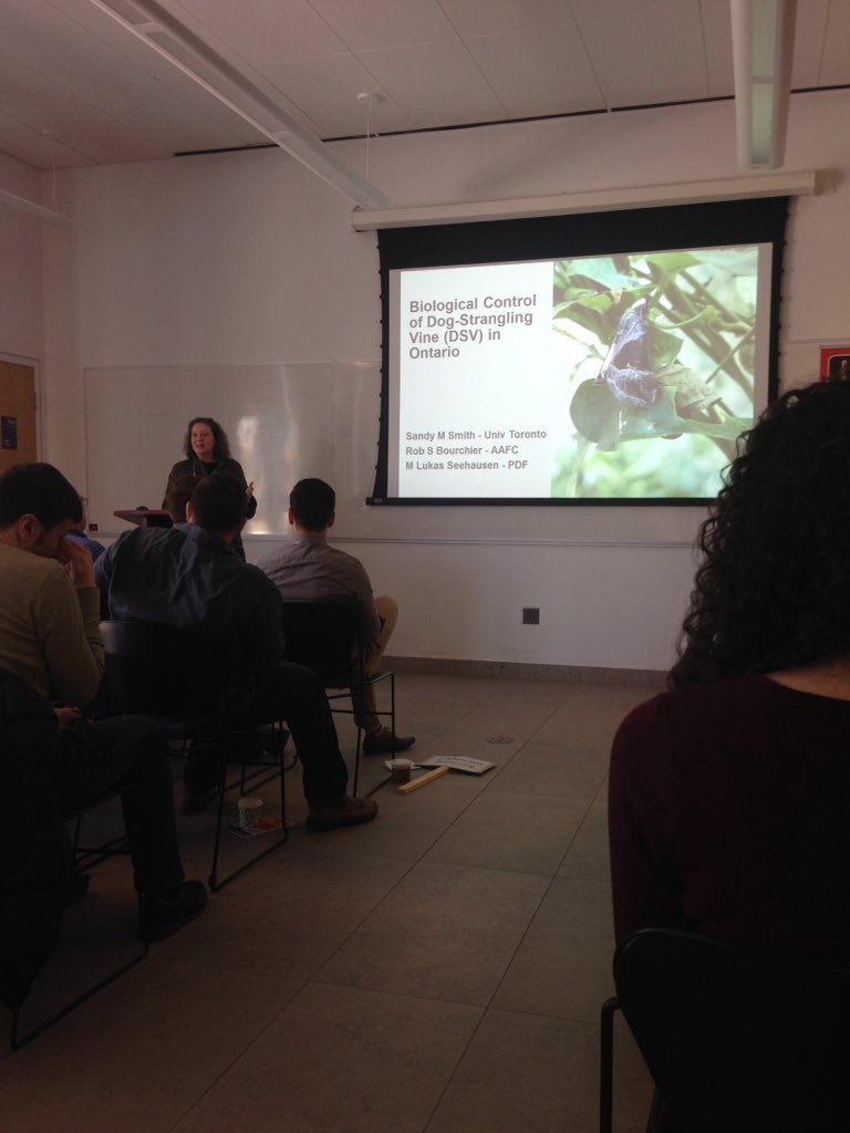 Rowshyra's tweet photo. Dr. Sandy Smith from @UofT will be talking about bio control of dog-strangling vine (DSV) in Ontario #invasivespecies #plants #biodiversity https://t.co/NNfomzgANA