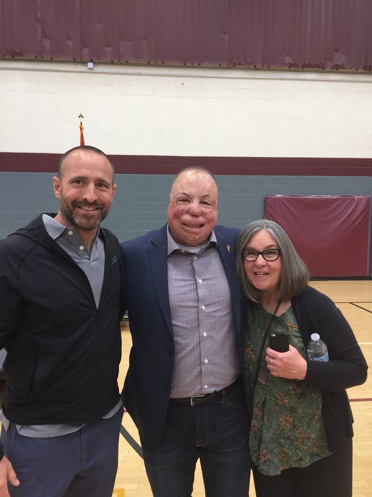 IDelToro21's tweet photo. Yesterday I had the honor 2 b the speaker 4 @SunDevilVets inaugural “In the Spirit of Pat” speaker series. I spoke to the ASU community, but most importantly Pat Tillman’s mom Mary & brother Kevin were there to hear my speech. #asuveterans #PatTillman #StayStrongFinishStrong #NFQ https://t.co/HzPDVMkHbB