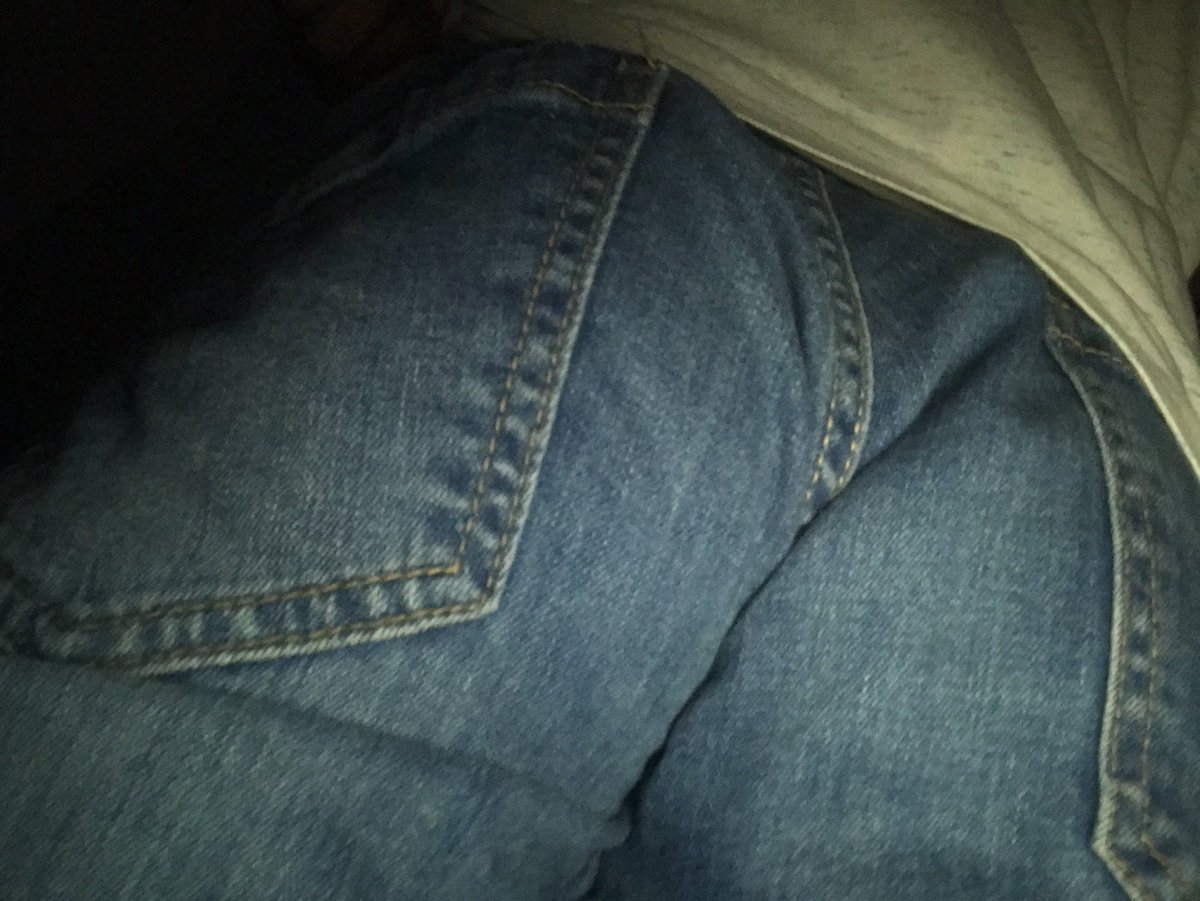 طيزي مولع تكفون ابي احد لو ٢٠ريال #سكس #ممحون #جاد #افلام_سكس #خنيث