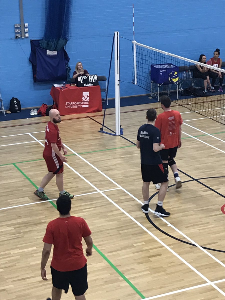 #BattleofStaffs going strong - look at the 19-21 score line for <a href="/StaffsVolley/">Staffs Volleyball</a> v #staffsalumni #stillgotwhatittakes @SportAtStaffs #volleyball #letsgo #ProudtobeStaffs @StaffsUni