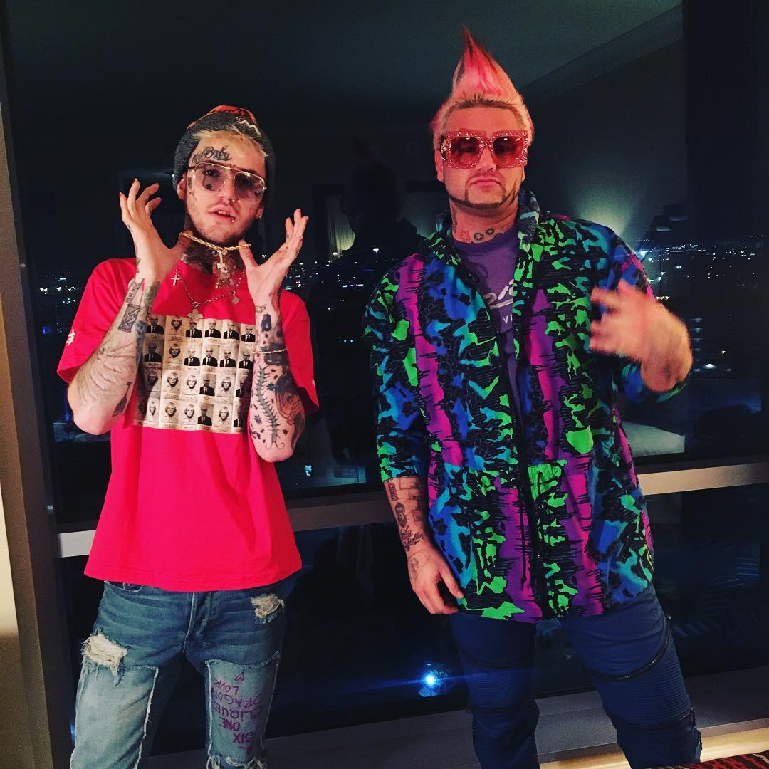 negativenoise_'s tweet photo. im gonna continue to use this picture of peep and riff raff as my avatar on every website forever https://t.co/rzQ5SynF7j