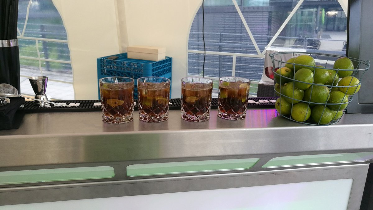 JeyPie's tweet photo. Es ist angerichtet #mcdd18 https://t.co/VxbZy61vUb