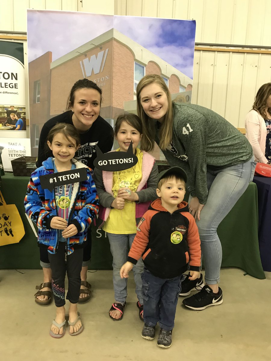 Come take a picture with the Lady Tetons at Kids Day Out at the Upper Missouri Valley Fairgrounds! #TetonWBB #KidsDayOut #Smile