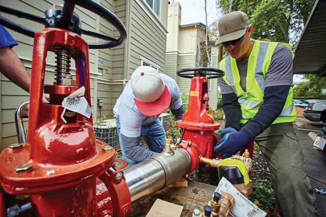 EmpoweringPumps's tweet photo. What is backflow? Learn to define and identify this lurking threat to our water supply! https://t.co/o24hWRxMad #WaterWeek18 #PumpTalk @Wattsbrand #backflow https://t.co/amg6I4W2tT