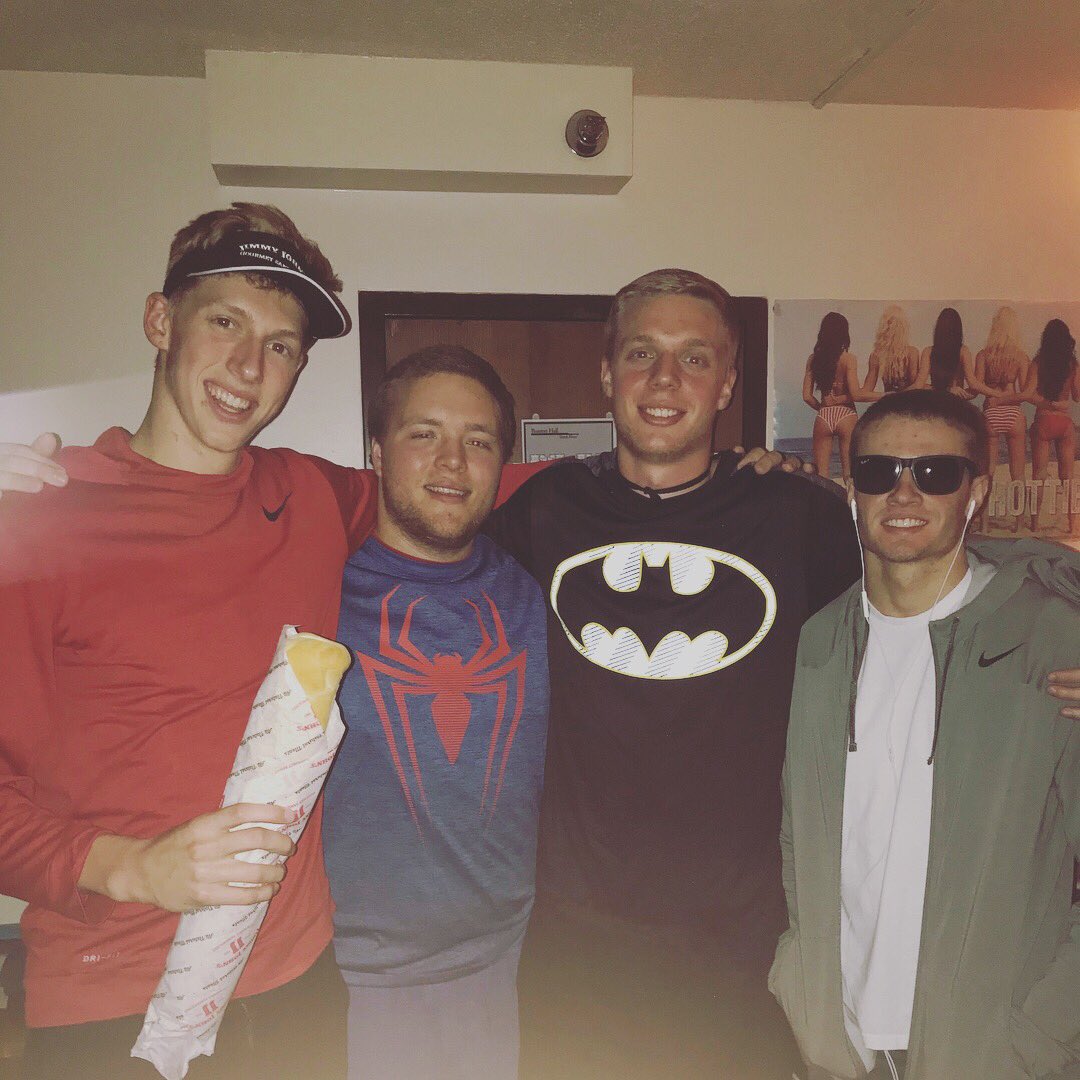 PeachGabler's tweet photo. Happy birthday to the Stone himself @kentont34 ❗️❗️❗️Thanks for being one of my day 1 homies, and for being a best bro. It’s been a great first 2 years, let’s continue the streak! #BarkerBoyz #PickenBasement #Hamilton4 #MarkThoms2020 https://t.co/oX5N70RgYz