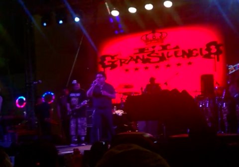Ensik_Ruiz's tweet photo. @ElGranTony ! Siempre sera un honor asistir a sus tocadas ! Muchisimas gracias se puso mamalón 🙏🏻👌🏻 ! https://t.co/zhsYPeH6cu
