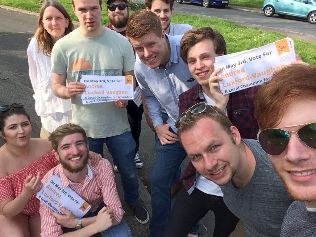 CRobertson_LD's tweet image. An assembly of liberals! Campaigning in Wivenhoe for Andrea! #LibDem #libdemdoorstep
