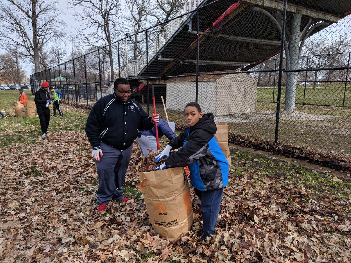 DBGDetroit's tweet photo. Community service on Belle Isle today! Our students took part in a spring cleanup on our city’s beautiful island. ☀️ Taking care of our community is an important part of what we do. Our program is free but community service is required. #Detroit #comminityservice https://t.co/IEwBUm6mvN