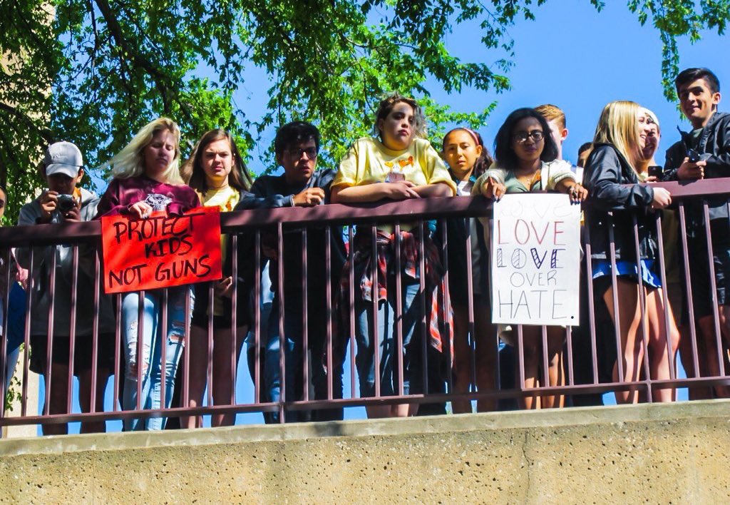 PlanoWalkout's tweet photo. more incredible photos from the @PlanoWalkout #NationalSchoolWalkout we are so proud of you all 🧡 https://t.co/JkfuBGZipS