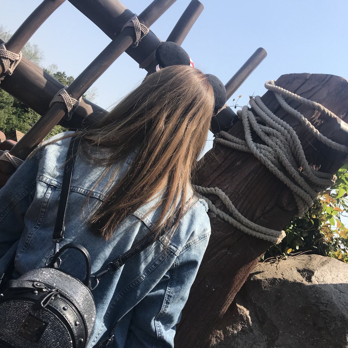 moeka_213's tweet photo. 昨日はまたまた夢の国行ってきたよ 🐭❤︎
35周年🍾 https://t.co/FAVM4sVxz4