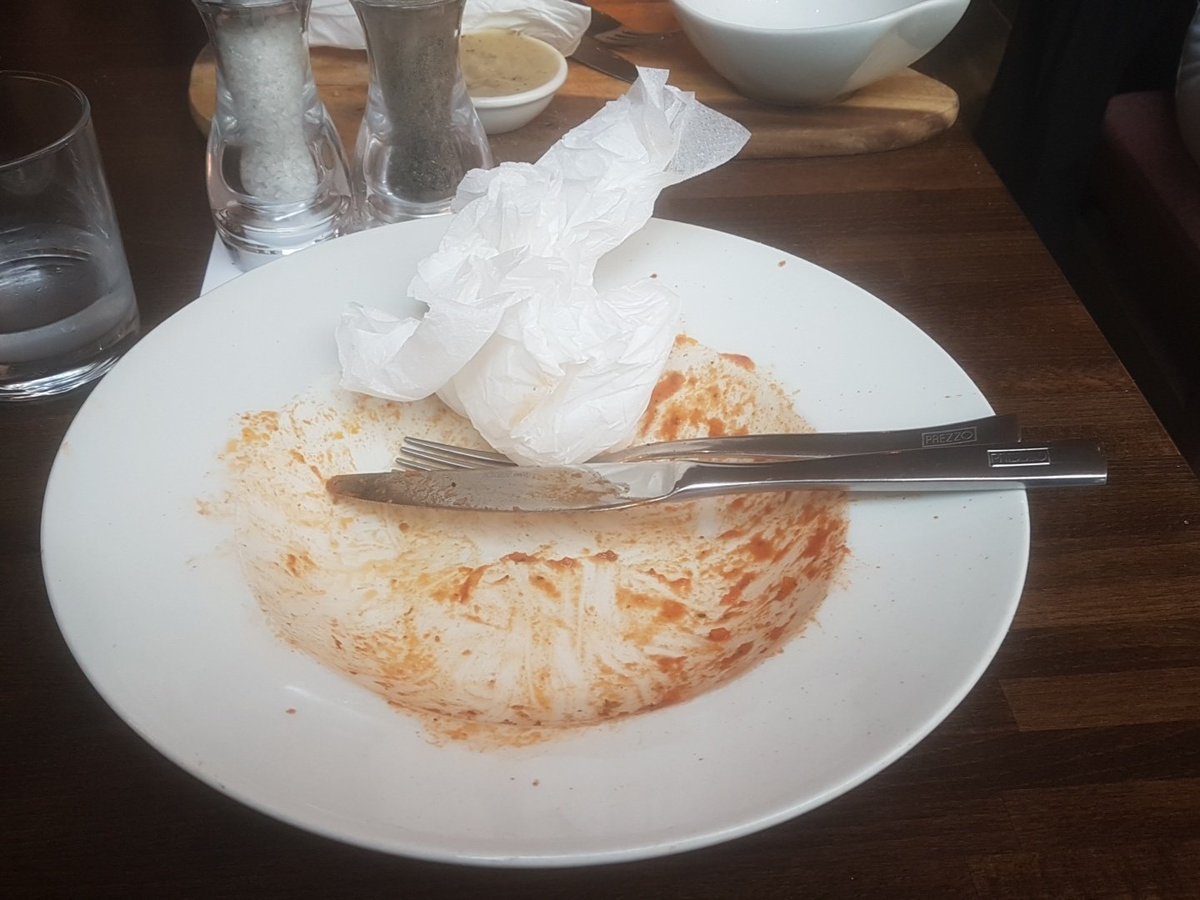 Run_Dolly_Run's tweet photo. Carb loading: Done! #LondonMarathonWeekend #LondonMarathon https://t.co/DMTDqlFj2X