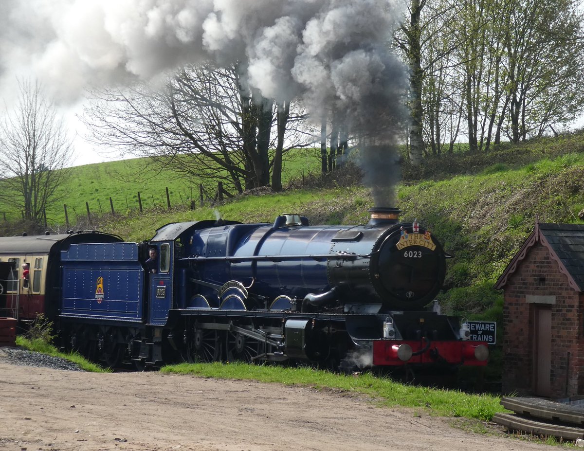 DaveDOengg's tweet photo. GWR superpower as spring arrives @svrofficialsite 😎 https://t.co/AgMT83ZiP8