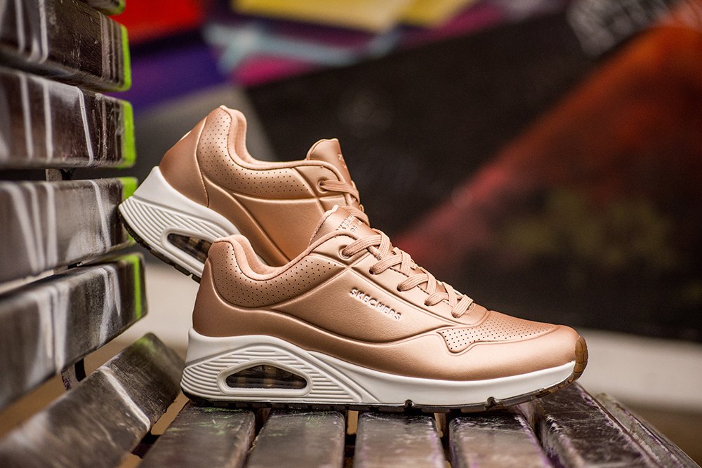 skechers uno gold