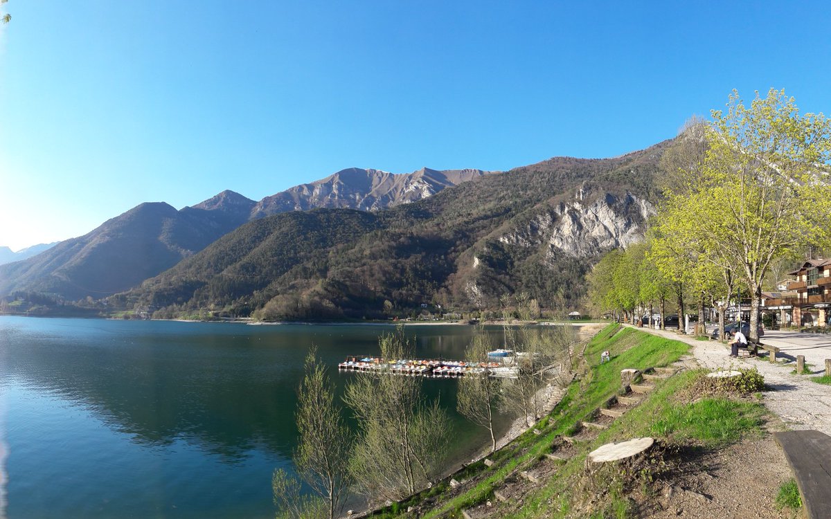 GardaTrekking's tweet photo. Passeggiata attorno al Lago di #Ledro ! Meraviglioso! #gardatrekking https://t.co/0mi2SQzUeE