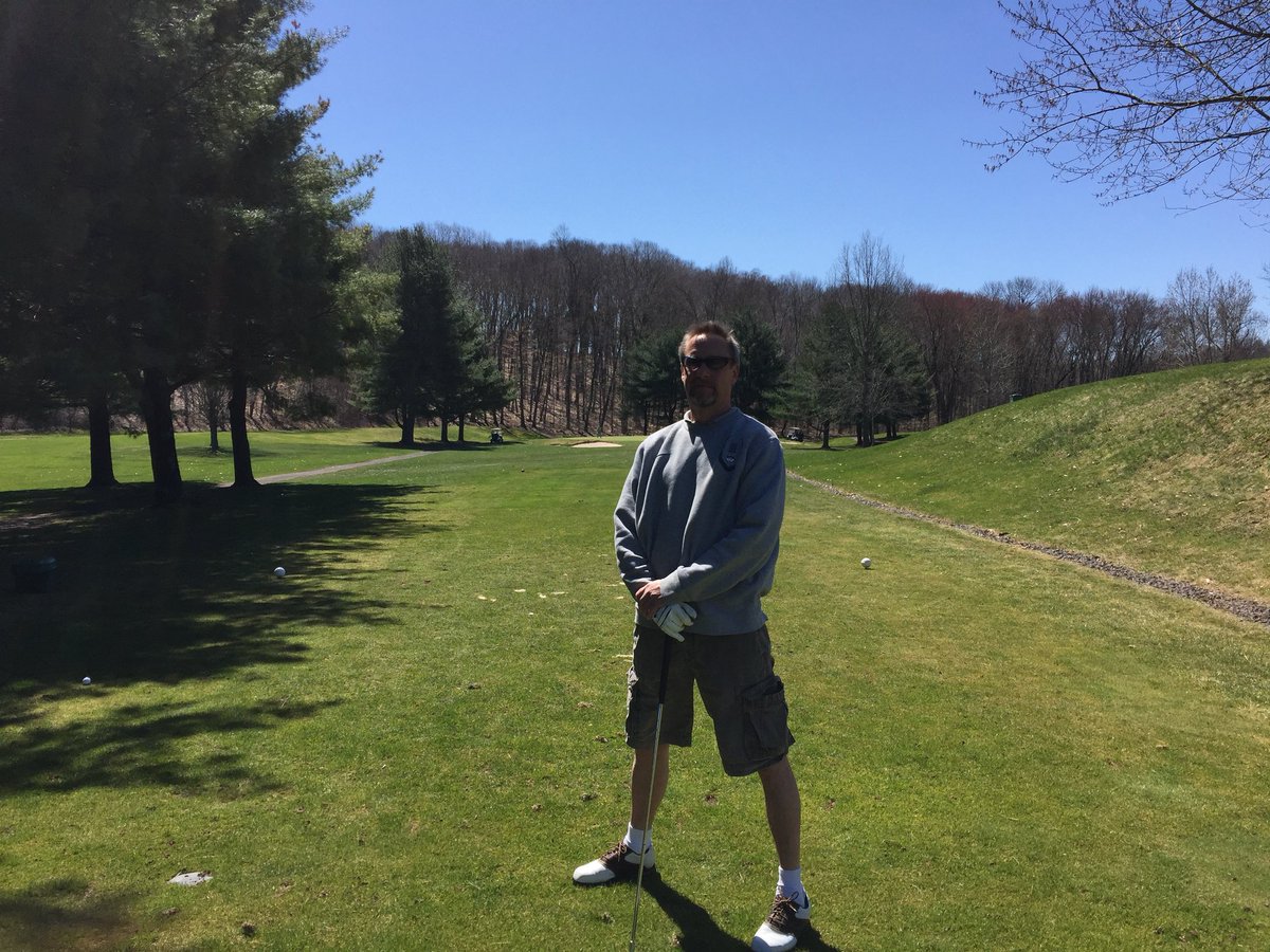 tymar74's tweet photo. Golf outing with an old friend!! Happy birthday Kevin!!! #6233#gratitude https://t.co/tl9b8MPNgV