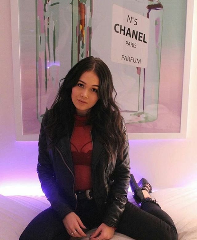 BionicSuperGirl's tweet image. Finally a day all to myself without my brothers❤️