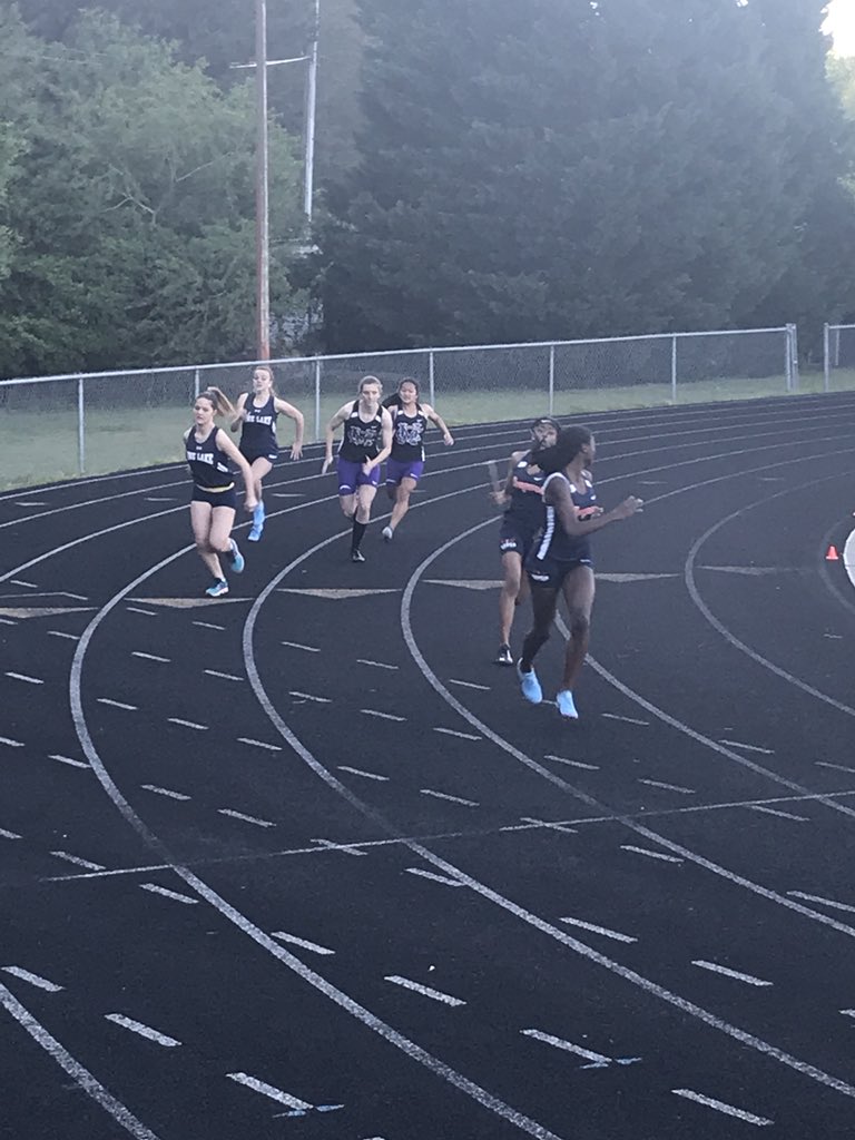 cm_runners's tweet photo. Chargers take on #FridayNightLights Thanks @ProvAthletics for a great meet!! #chargerfast @CMHS_Athletics @CoxMillTrack @CJemalHorton @CMHS_BoltCity https://t.co/LDkf81XxWG