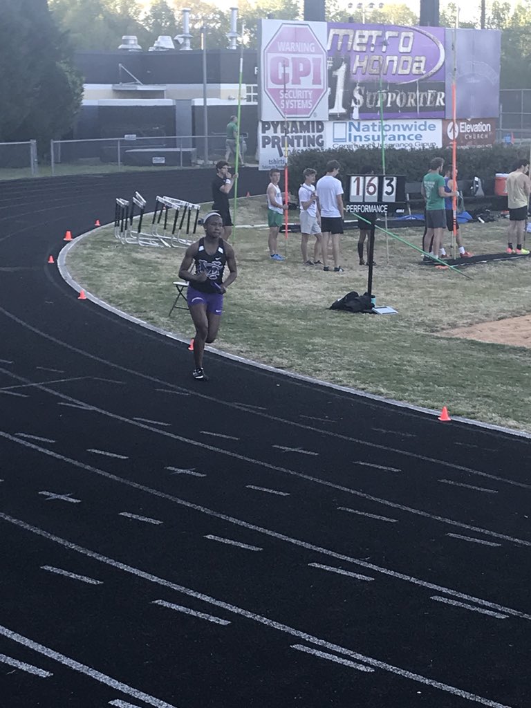 cm_runners's tweet photo. Chargers take on #FridayNightLights Thanks @ProvAthletics for a great meet!! #chargerfast @CMHS_Athletics @CoxMillTrack @CJemalHorton @CMHS_BoltCity https://t.co/LDkf81XxWG
