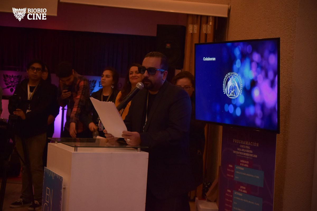 FIBioBioCine's tweet photo. ¡¡¡Revisa el registro fotográfico de la Ceremonia de Premiación de #EncuentrosBioBioCine 🎥!!!

#ConceEstaLlenoDeHistorias 🎬🌟 https://t.co/2VdTtCpL8h