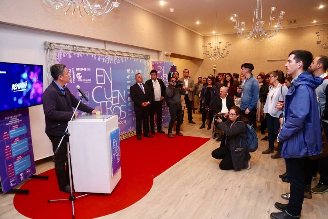 FIBioBioCine's tweet photo. ¡¡¡Revisa el registro fotográfico de la Ceremonia de Premiación de #EncuentrosBioBioCine 🎥!!!

#ConceEstaLlenoDeHistorias 🎬🌟 https://t.co/2VdTtCpL8h