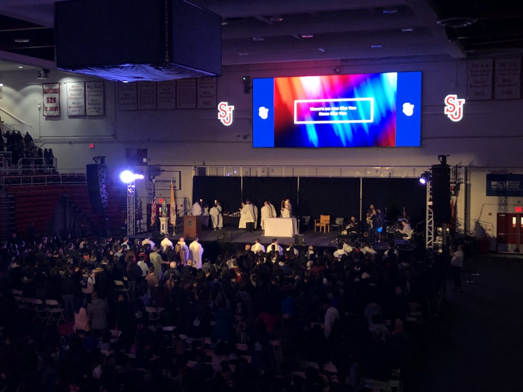 melissamissye's tweet photo. Brooklyn Catholic Youth Day is alive and in effect! Auxiliary Bishop Massa asks crowd to pray for the transitional deacons during #BCYD https://t.co/uDwfYEbdyQ